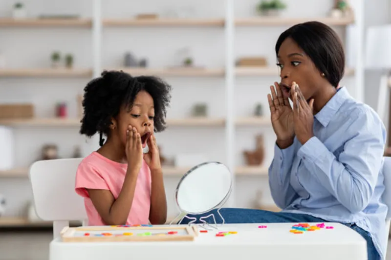 Fonoaudiologia infantil perto de mim